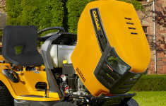 Καπό Trakter LT1 NR92